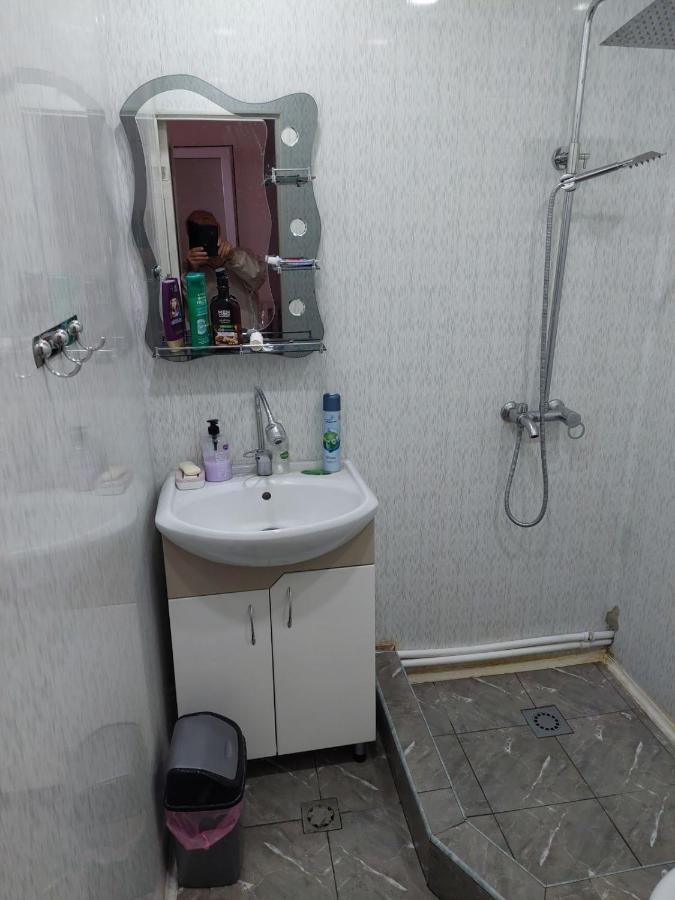 Mazmanyan 181 *
